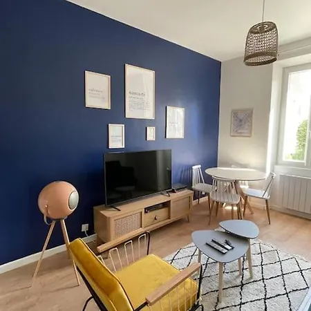 Appart Entre Gare Et Centre Ville,parking Gratuit * Grenoble