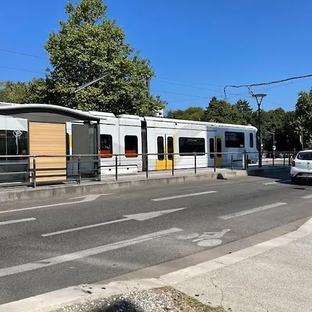 Apartment Appart Entre Gare Et Centre Ville,parking Gratuit